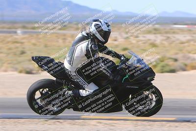 media/Nov-12-2023-SoCal Trackdays (Sun) [[5d1fba4e7d]]/Turn 9 Inside (1050am)/